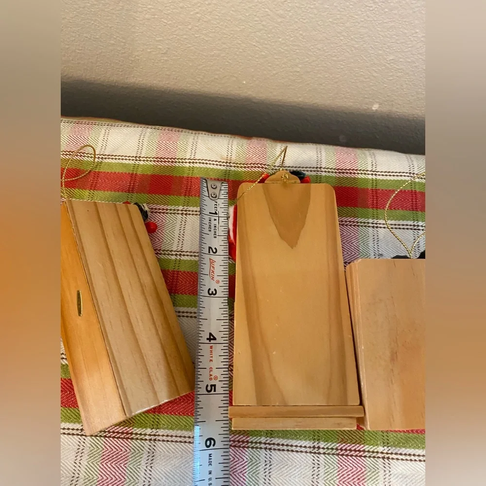 Vintage Wood Christmas Furniture Ornaments Lot of 4 Pieces made in Taiwan 🎄